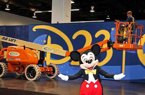 9_09_DL_02104_5095_10325_LR © Copyright Disney