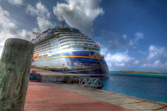dcl_cc_006 Disney Dream docked at Castaway Cay