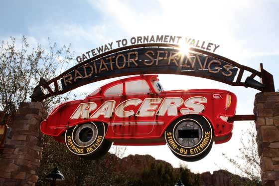 dca_cl_rspringsracers_001_b Radiator Springs Racers signage